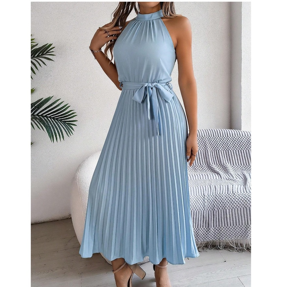 Classic Halter Neck Pleated Midi Dress - Picture 5 of 11